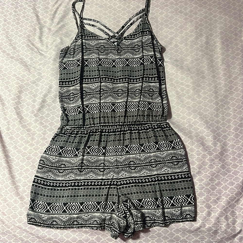 NWOT Arizona Jean Co. Romper